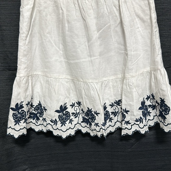 NWT J.Crew Factory blue floral embroidery Skirt. Size: XS / Box 13-46‎ - Picture 5 of 9